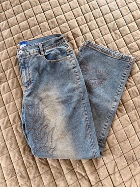 LA Blues Flame Embroidered Jeans